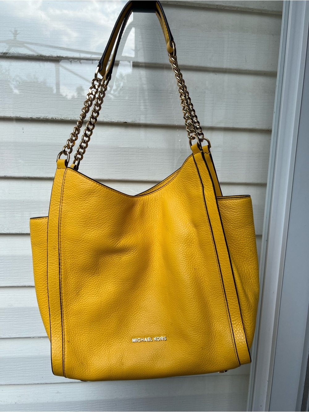 Michael Kors Yellow Pebbled Leather Chain-Strap shoulder bag